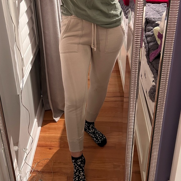 Abercrombie Joggers - Picture 8 of 11